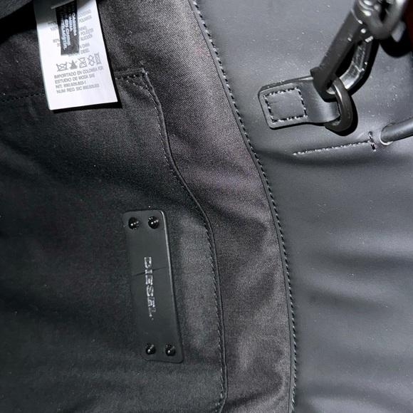 Diesel Sakettino Bag unisex travel with long strap coated crossbody tote - Picture 9 of 10